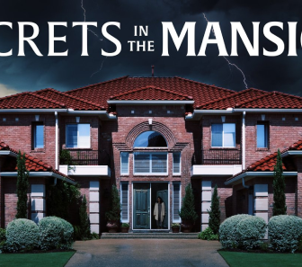 فيلم Secrets in The Mansion 2021 مترجم