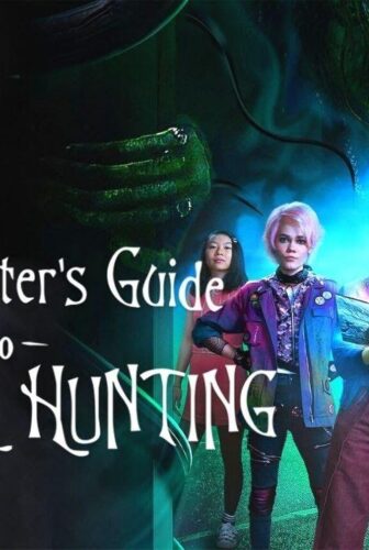 فيلم A Babysitter’s Guide to Monster Hunting 2020 مترجم