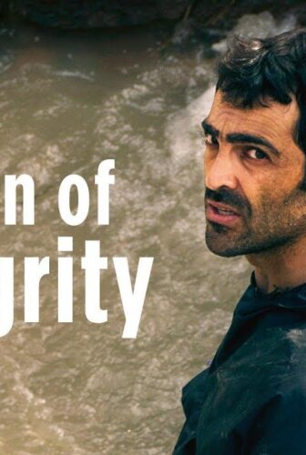 فيلم A Man of Integrity 2017 مترجم