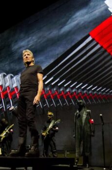 فيلم Roger Waters: The Wall 2014 مترجم
