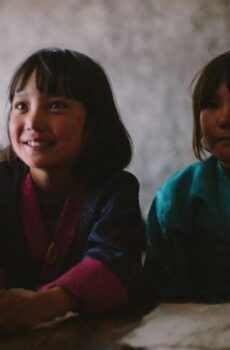 فيلم Lunana A Yak in the Classroom 2021 مترجم
