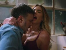 مسلسل لعبة المفاتيح الحلقة 9 مترجمة