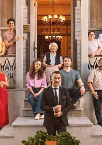 مسلسل السعادة العائلية الحلقة 2 مترجمة