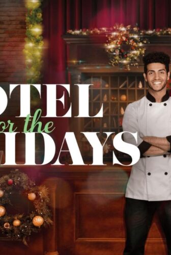 فيلم Hotel for the Holidays 2022 مترجم